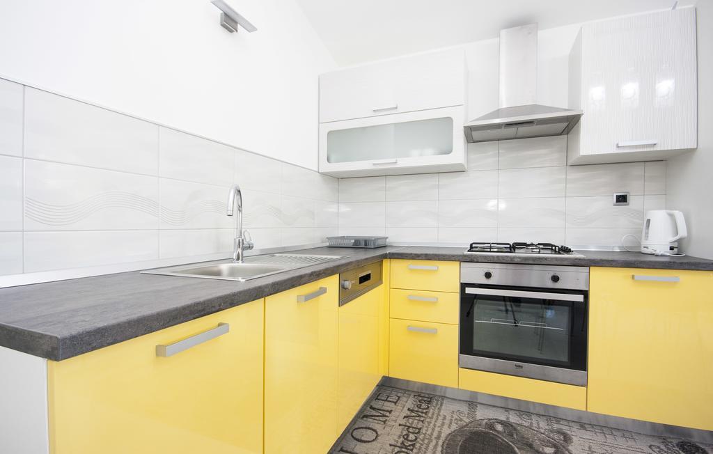 Apartments Alisa ブロダリツァ エクステリア 写真