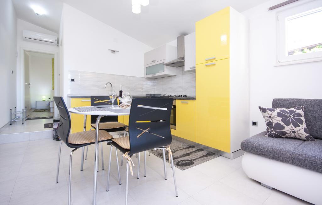 Apartments Alisa ブロダリツァ エクステリア 写真
